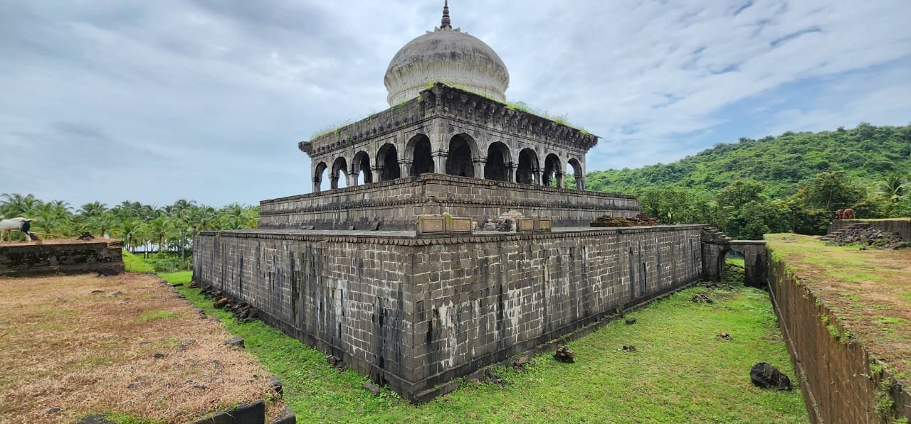 Khokari Tombs